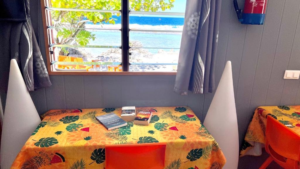 Hiti Tikehau, the ocean side bungalow