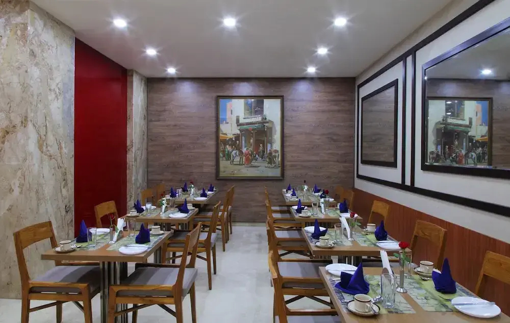 Photo - Royal Park Hotel