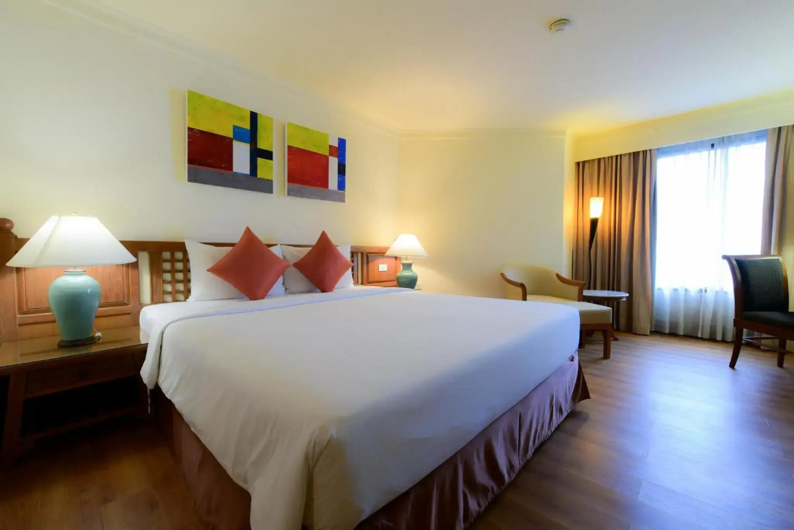 Foto - Sinsuvarn Airport Suite Hotel