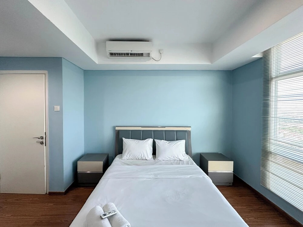 Spacious And Cozy 3Br At Grand Sungkono Lagoon Apartment