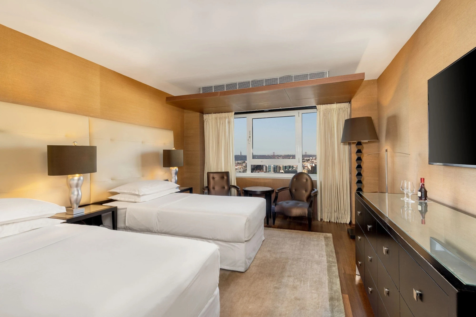 Photo - Sheraton Lisboa Hotel & Spa