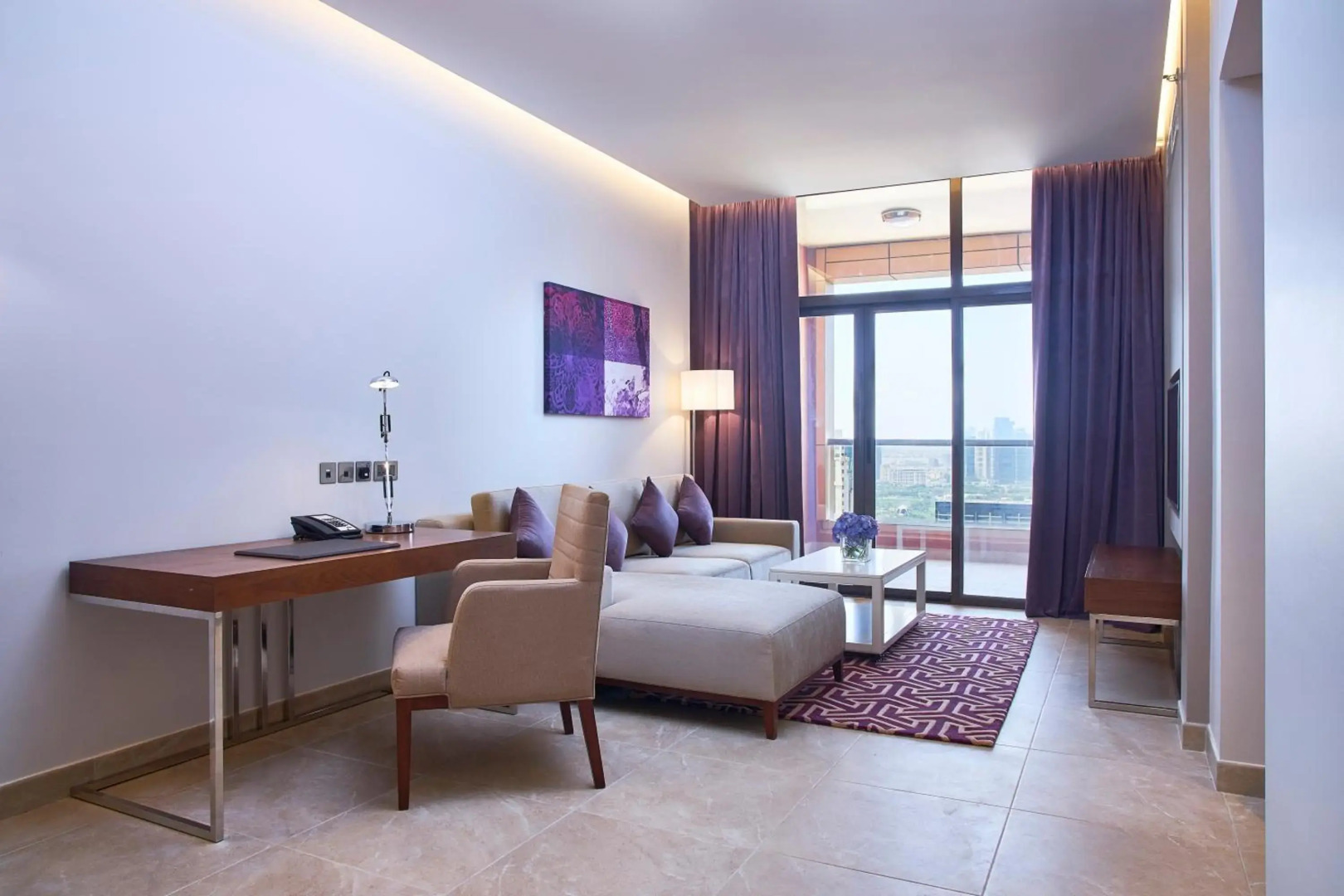 Photo - Mercure Dubai Barsha Heights Hotel Suites And Apartments