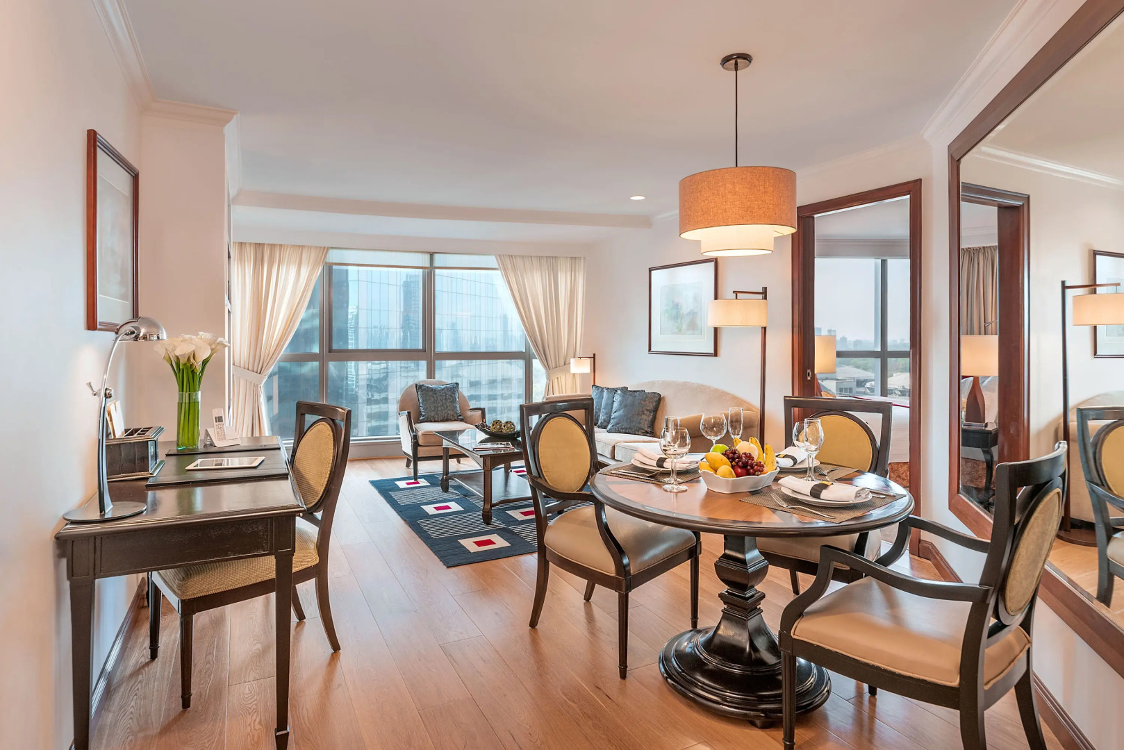 Photo - Discovery Suites Manila, Philippines