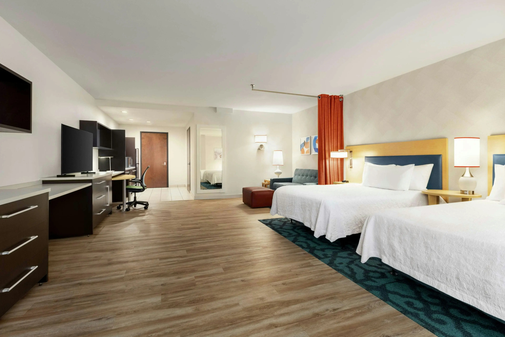 Photo - Home2 Suites by Hilton NY Long Island City/Manhattan View