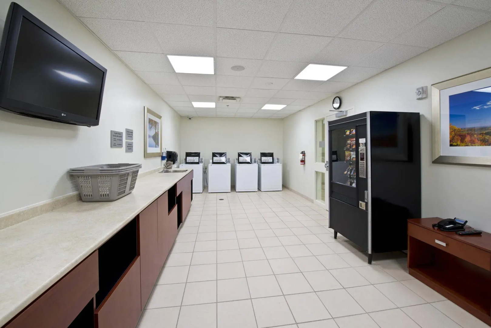 Photo - Courtyard by Marriott Ottawa East