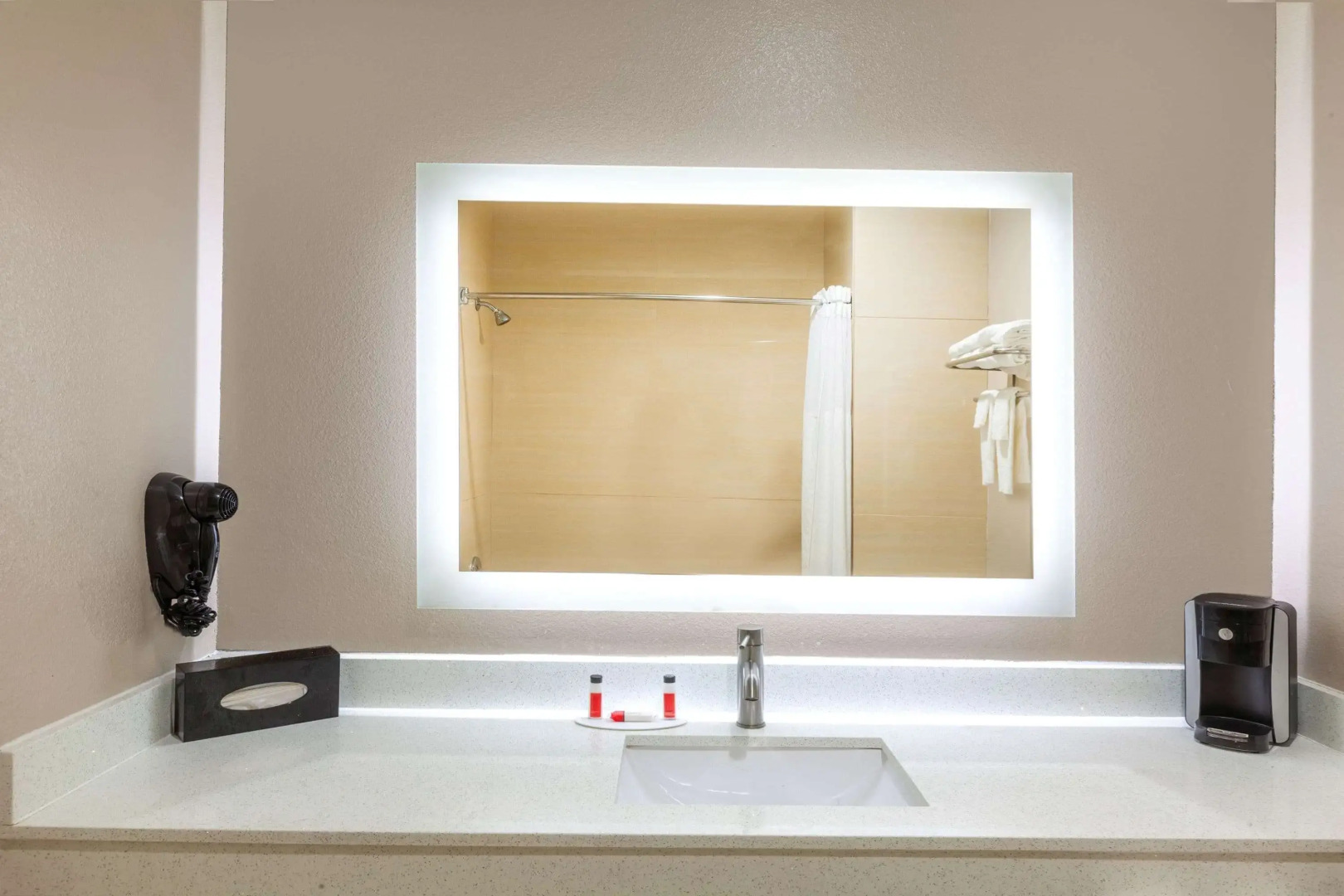 Foto - Super 8 by Wyndham Houston Northwest Cypress