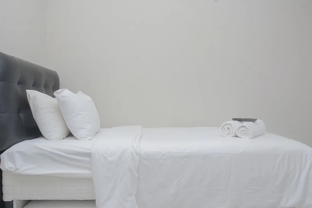 Alluring Studio at Lagoon Apartment near Bekasi Town Square