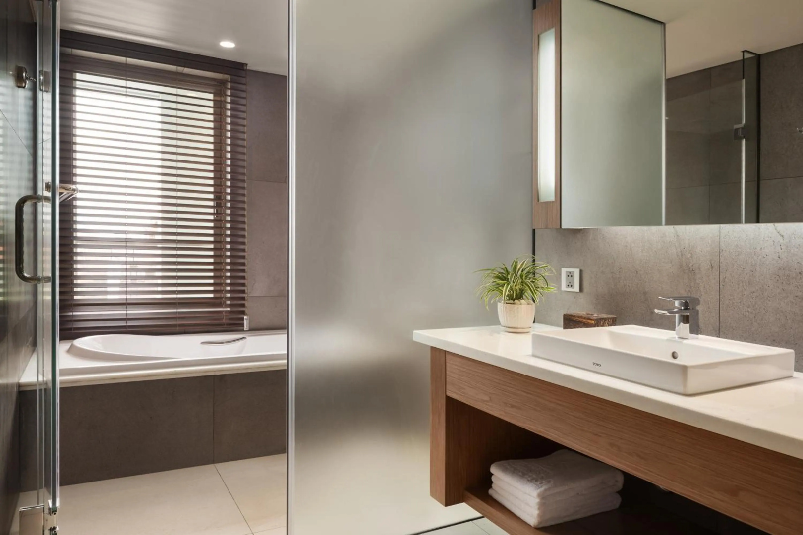 Photo - Hotel Emion Phnom Penh