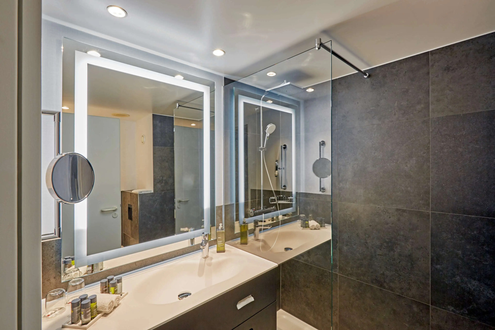 Photo - H4 Hotel Leipzig