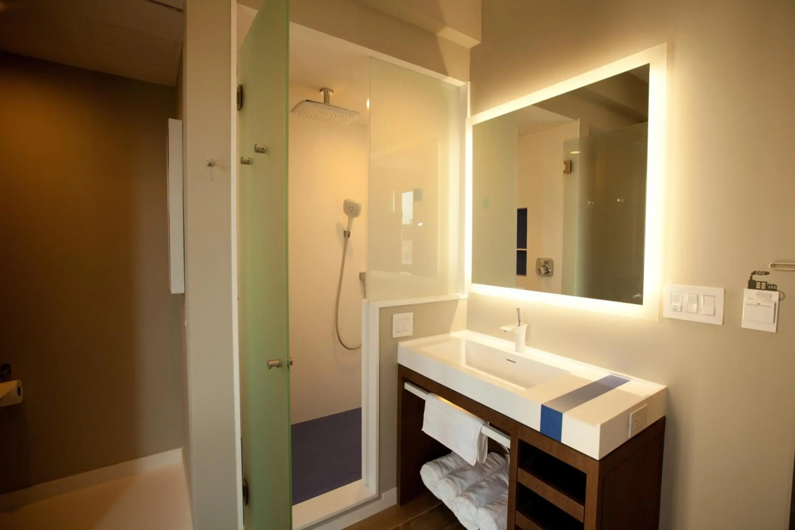 Photo - NobleDEN Hotel