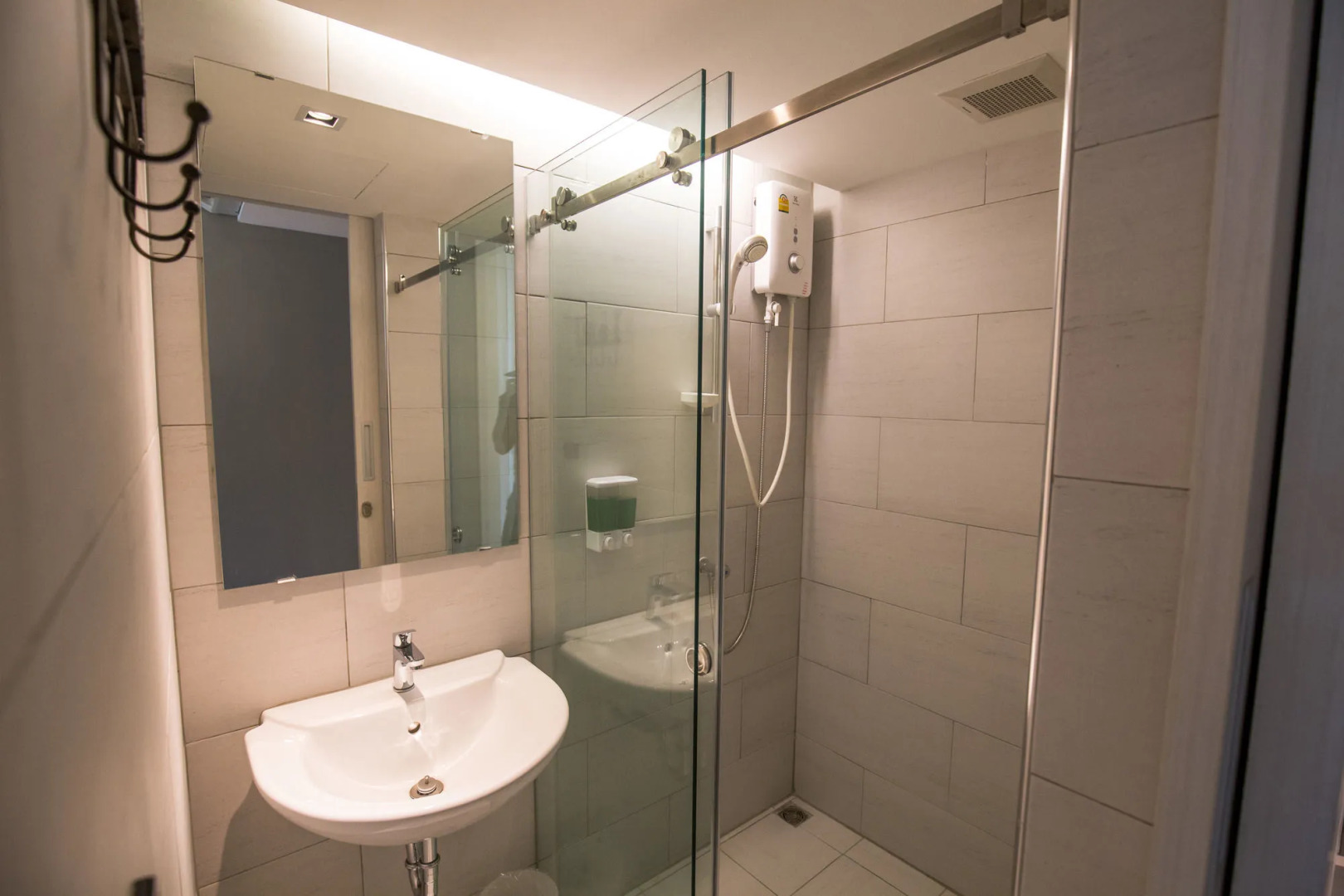 Foto - Sleep Box Hotel Sukhumvit 22