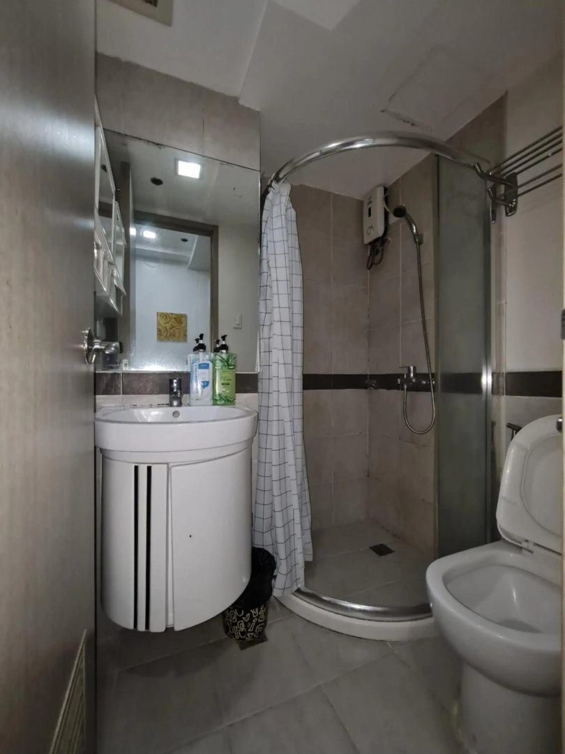 Photo - FRD Condo Unit Tower A SoleMare Parksuites
