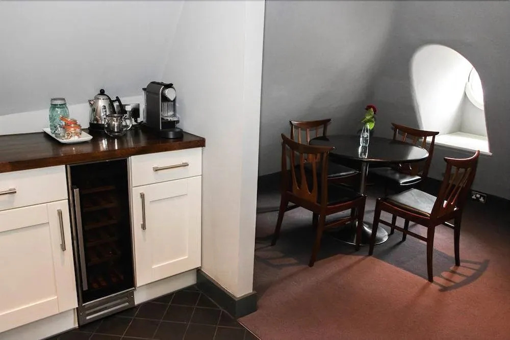 Foto - Hand & Flower