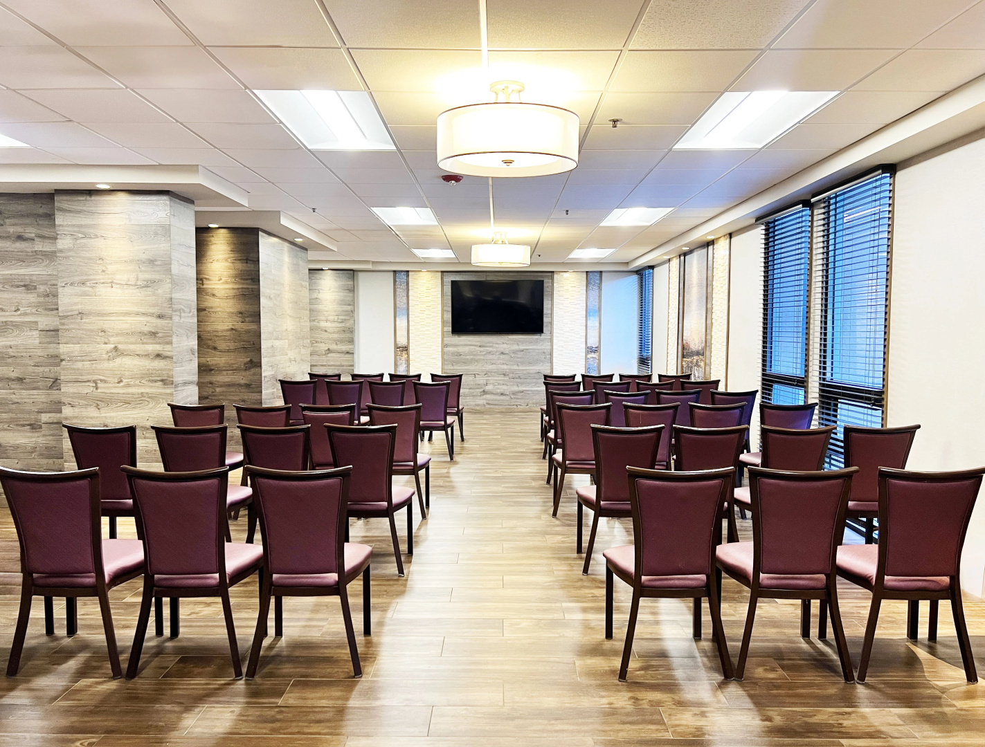 Photo - Holiday Inn Newark International Airport by IHG
