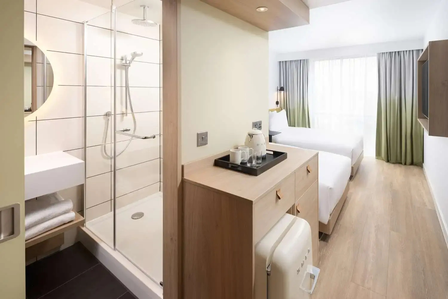 Photo - Hampton By Hilton Rochdale