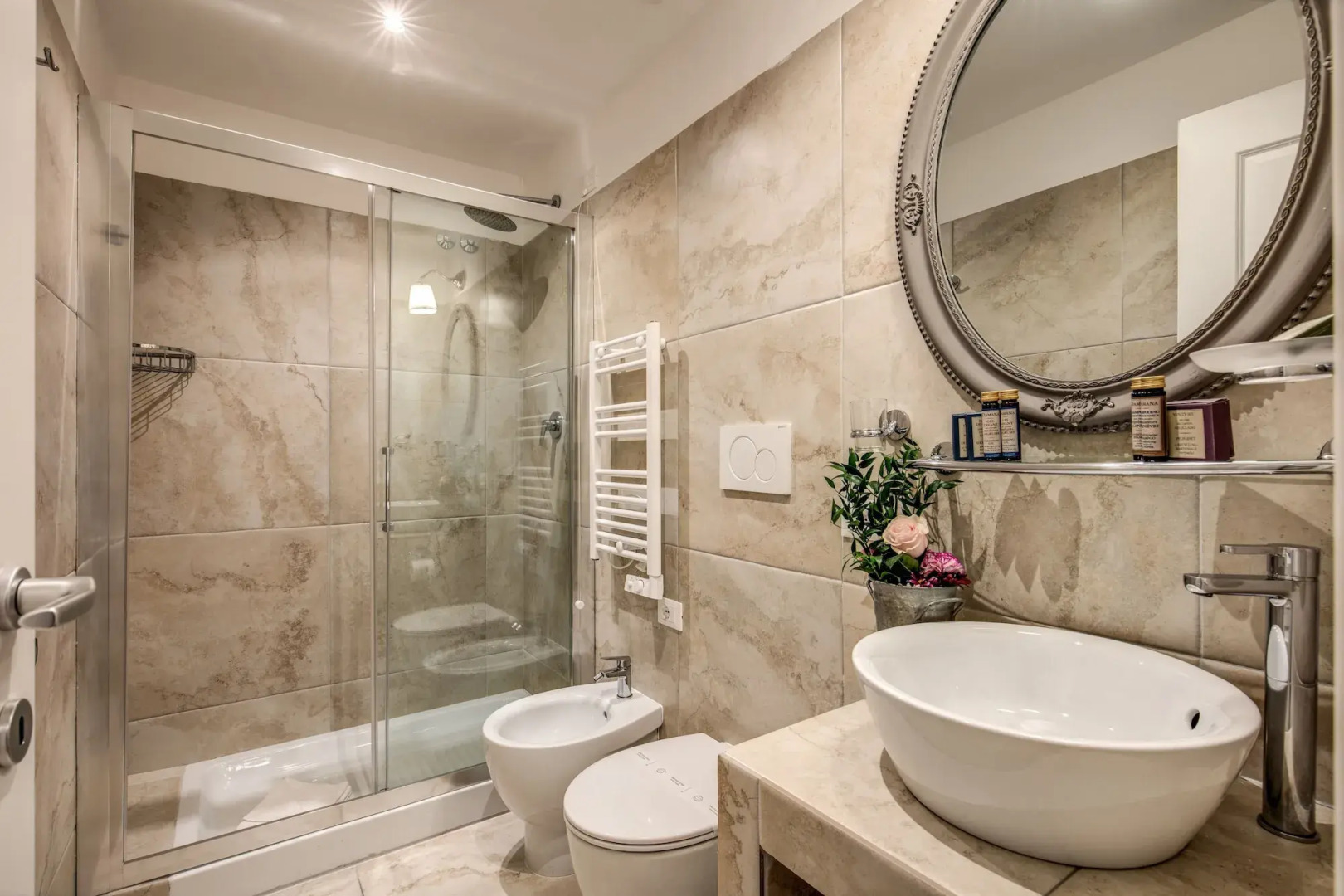 Foto - Tree Charme Parliament Boutique Hotel