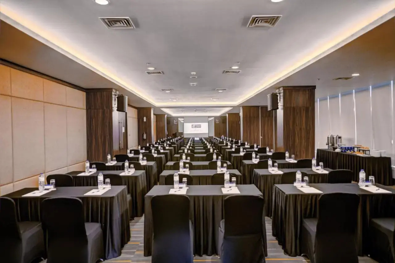 Photo - Holiday Inn Express Jakarta International Expo, An Ihg Hotel