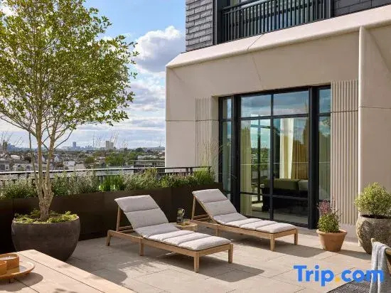Photo - Six Senses London