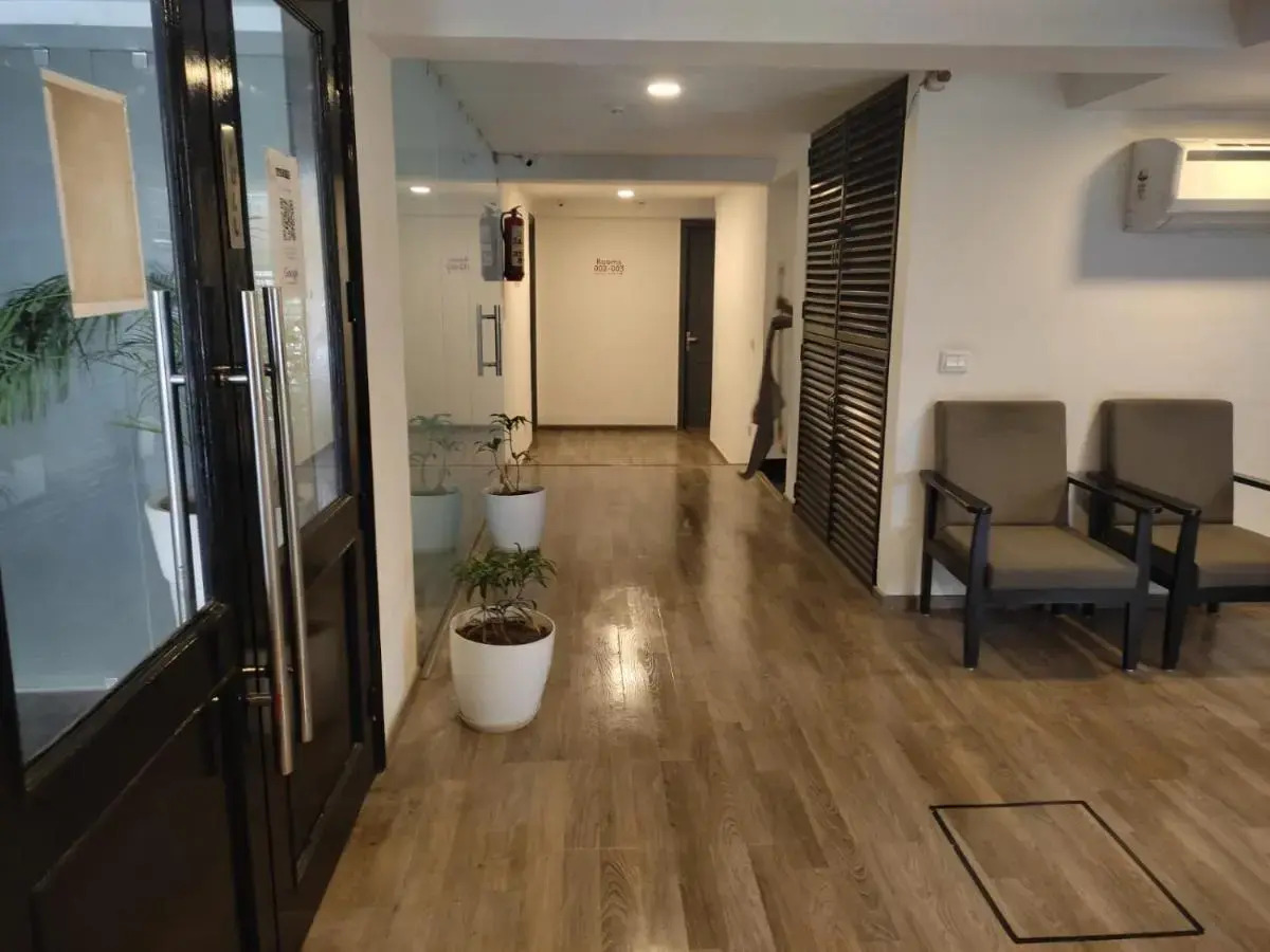 Foto - Saltstayz Express - Golf Course Road & DLF Phase-1