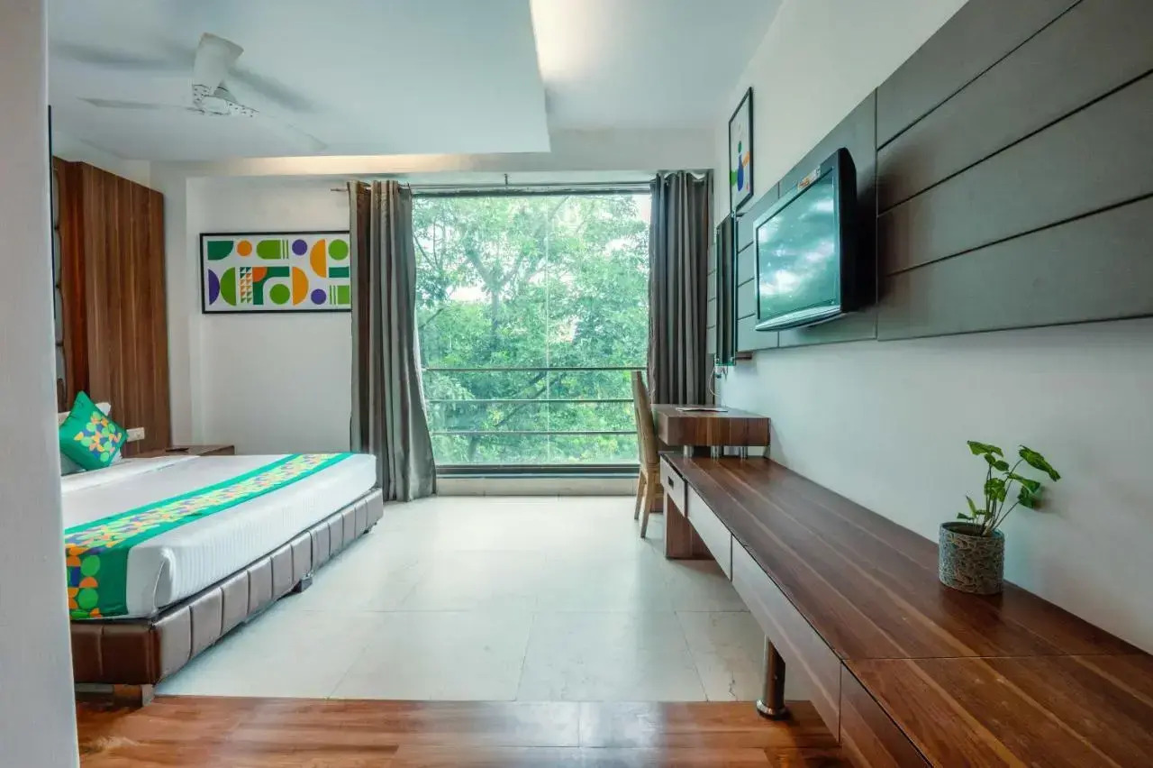 Foto - Treebo Twin Tree