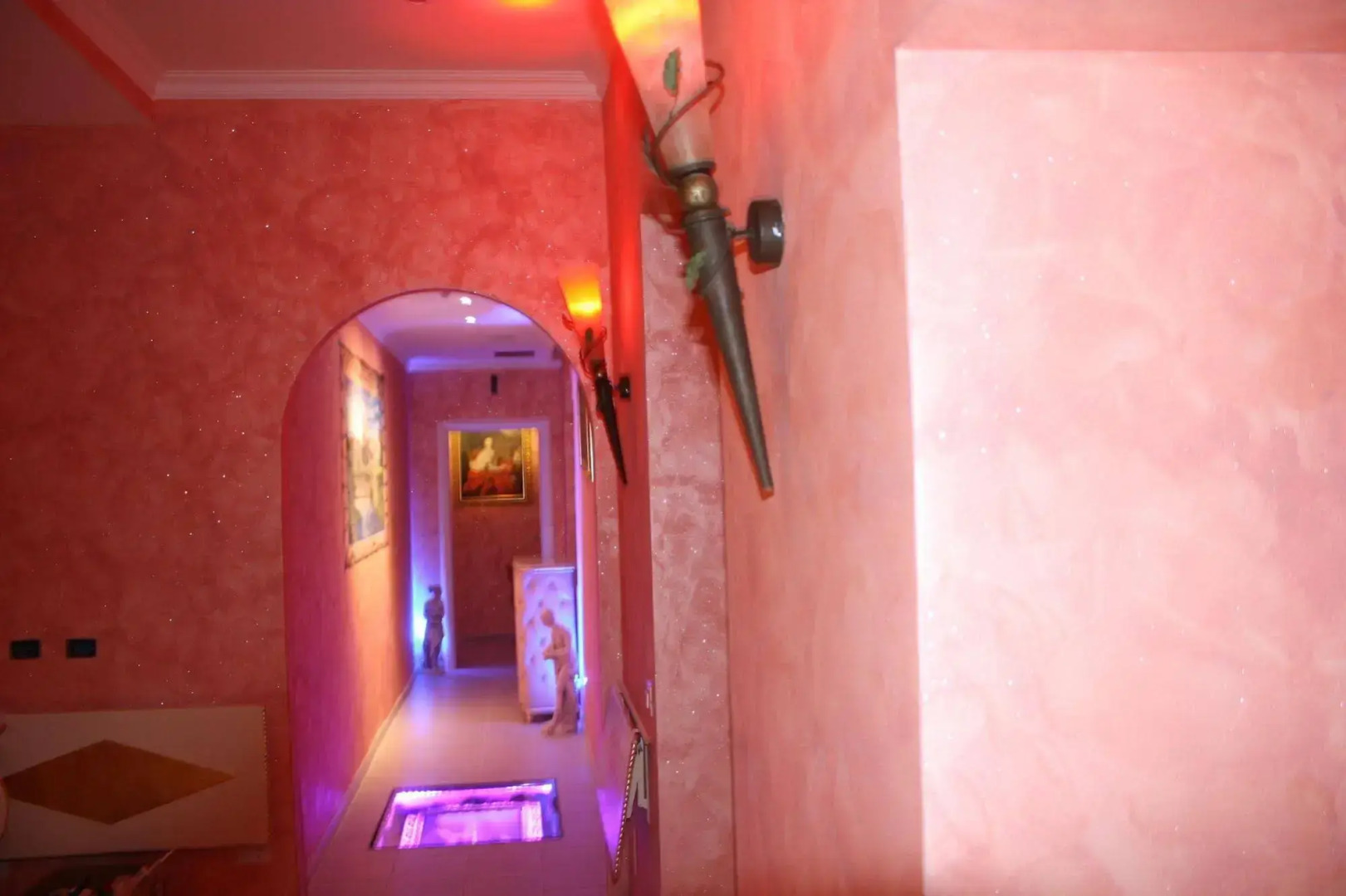 Photo - Pope's Suites