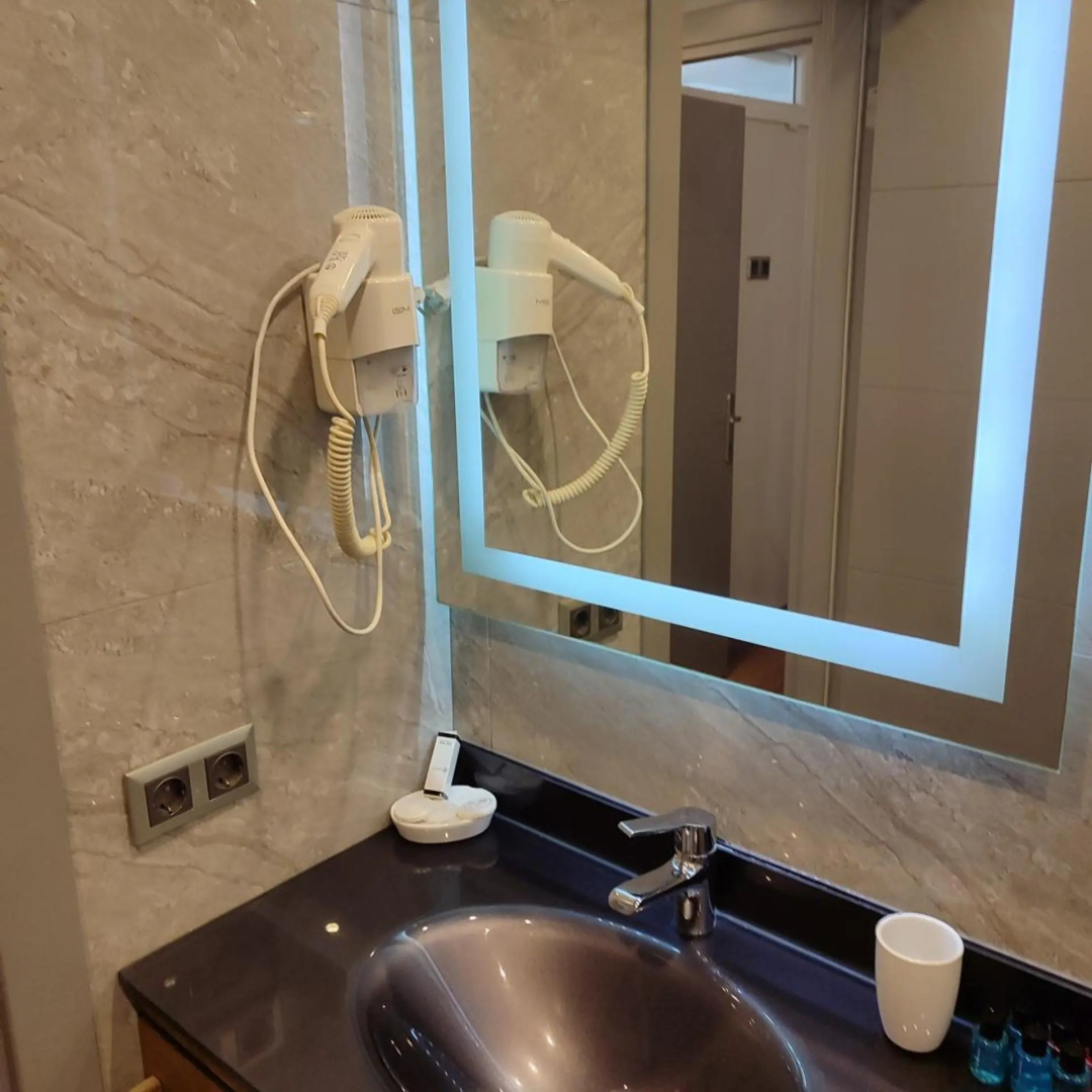 Foto - Regency World Hotel&Suites