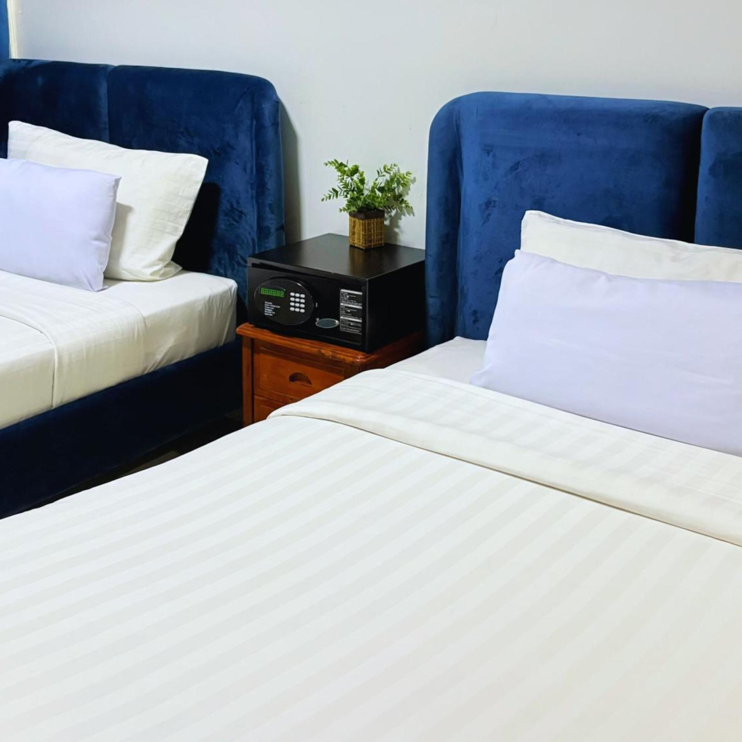 Photo - Pacific Park Hotel