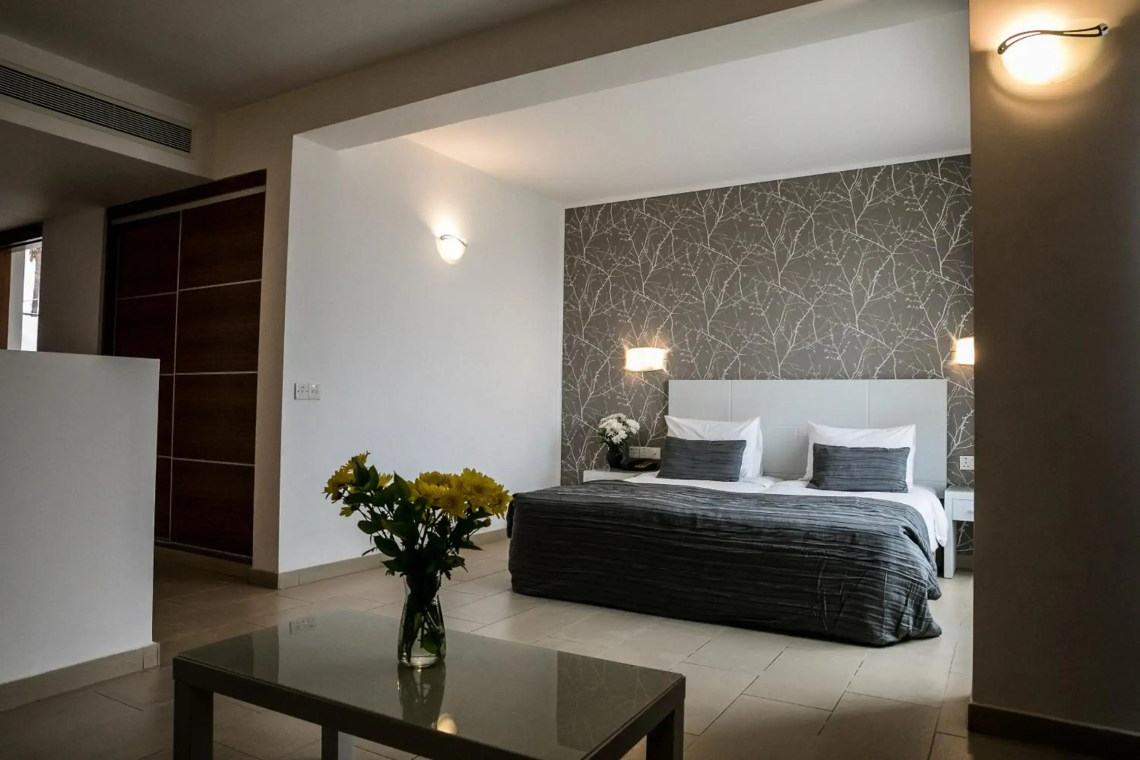 Photo - Theo Sunset Bay Hotel