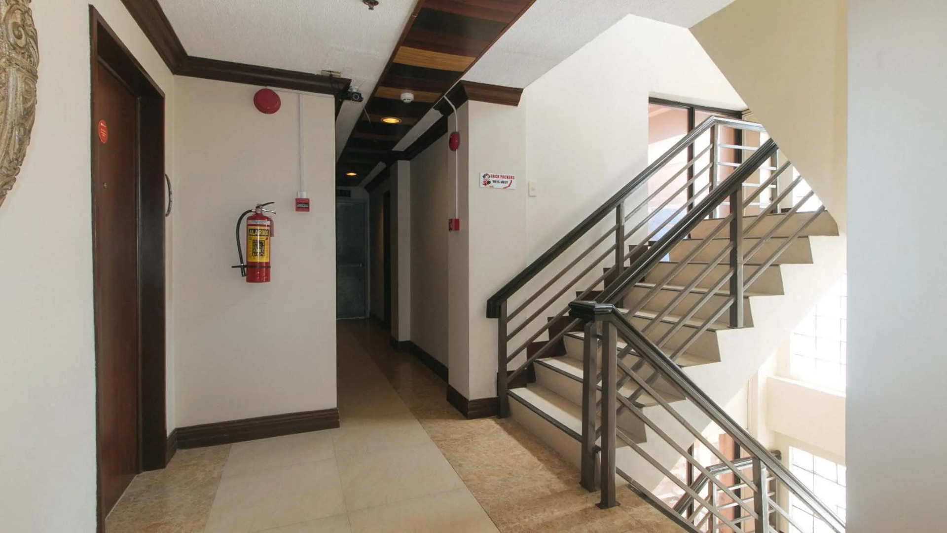 Photo - RedDoorz Plus New Era Budget Hotel Mabolo former RedDoorz near Landers Superstore Cebu City