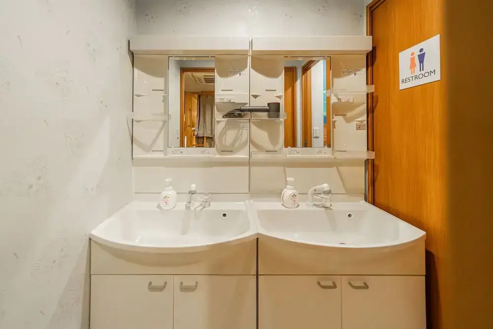 Photo - E JOY INN-East Nipoori Branch