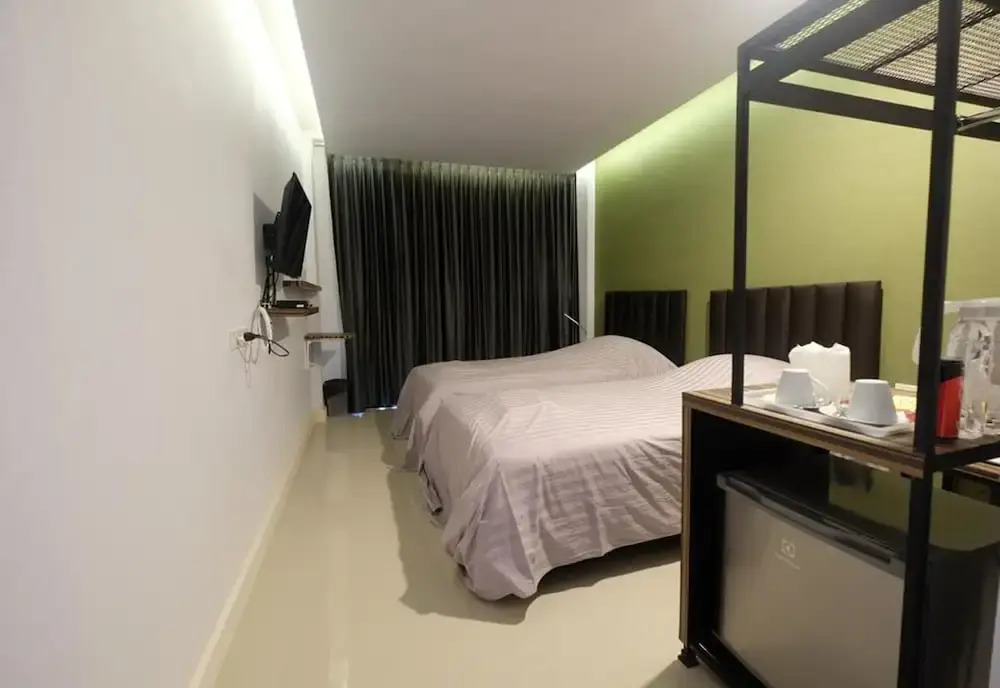 Photo - Red Door Samsen Hotel, Bangkok