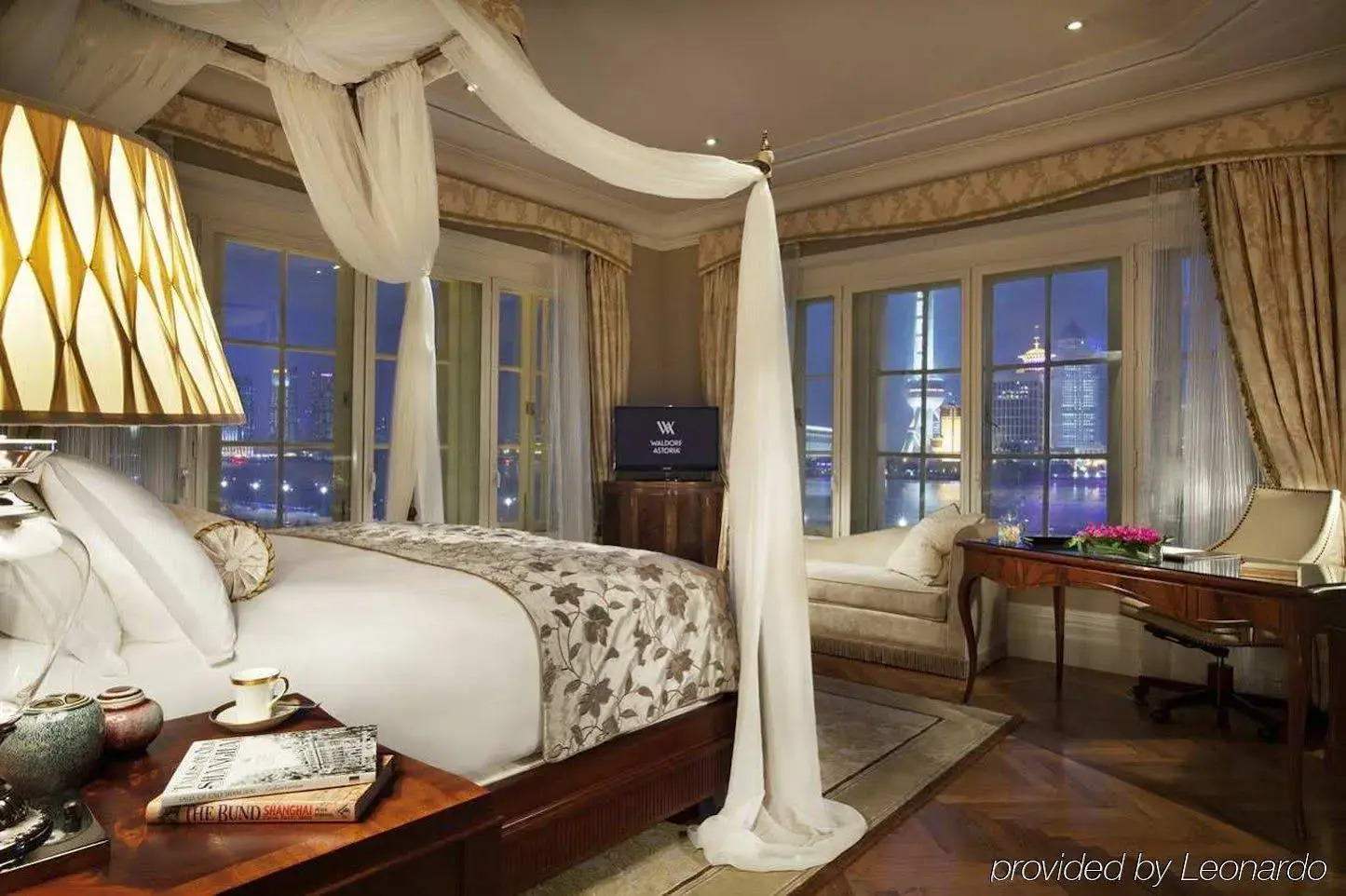 Foto - Waldorf Astoria Shanghai on the Bund