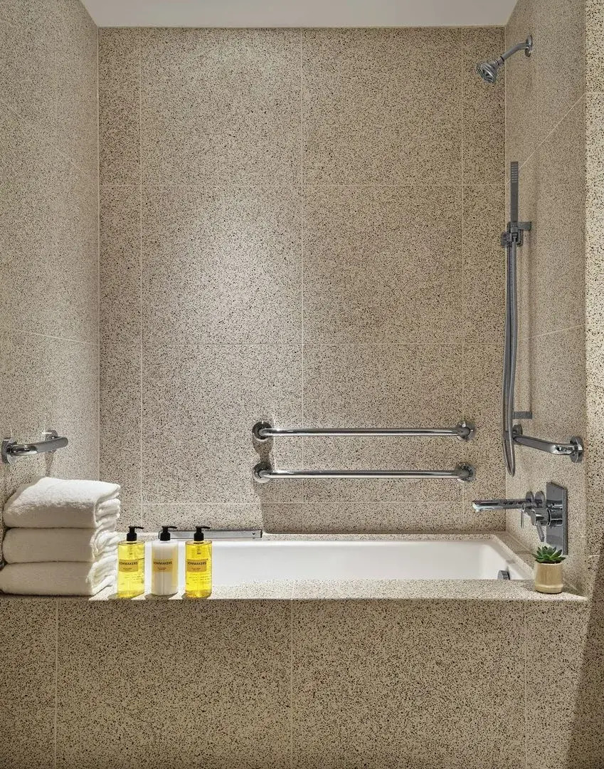 Foto - The Hollywood Grande, Autograph Collection