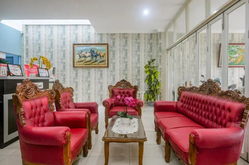 Photo - RedDoorz near Hermes Place Polonia Medan