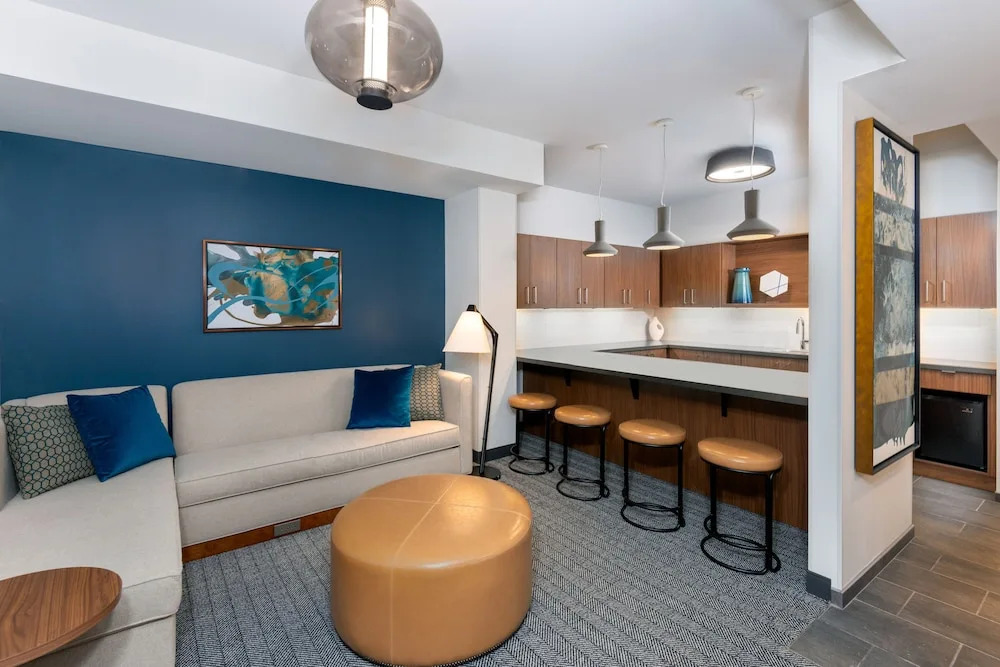 Foto - Courtyard by Marriott Atlanta Midtown