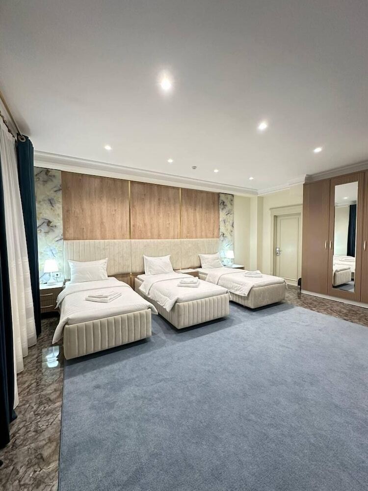 Photo - Nur Makon Hotel