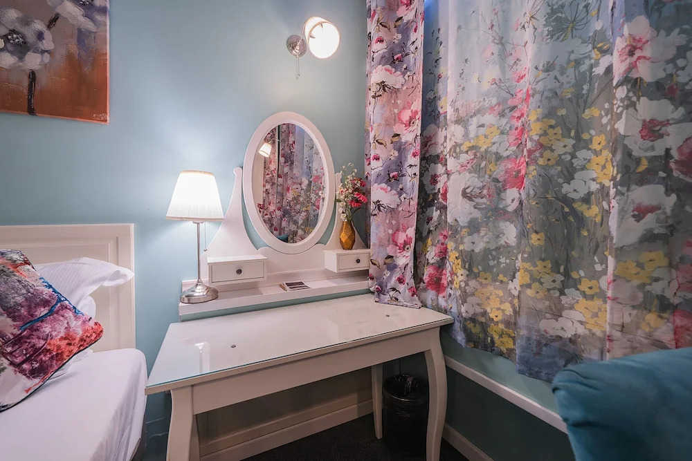 Photo - Station Self Check-in Apartments - Lollo Stay