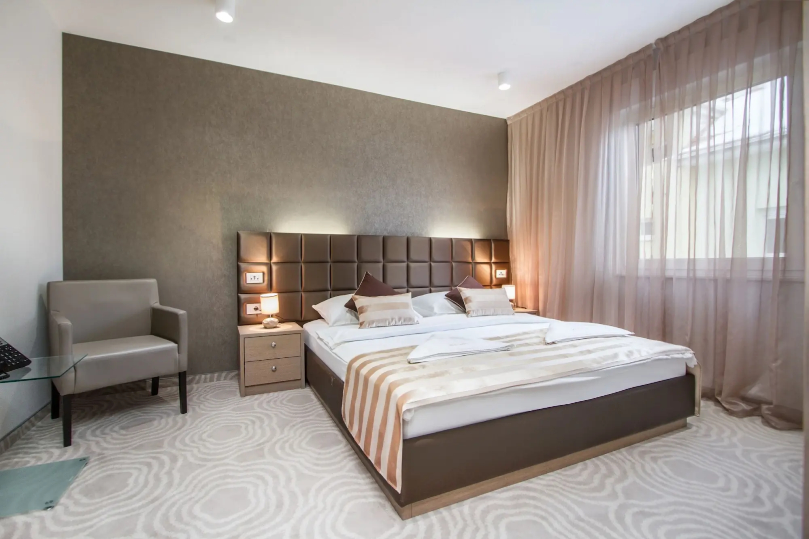 Foto - Royal Airport Hotel