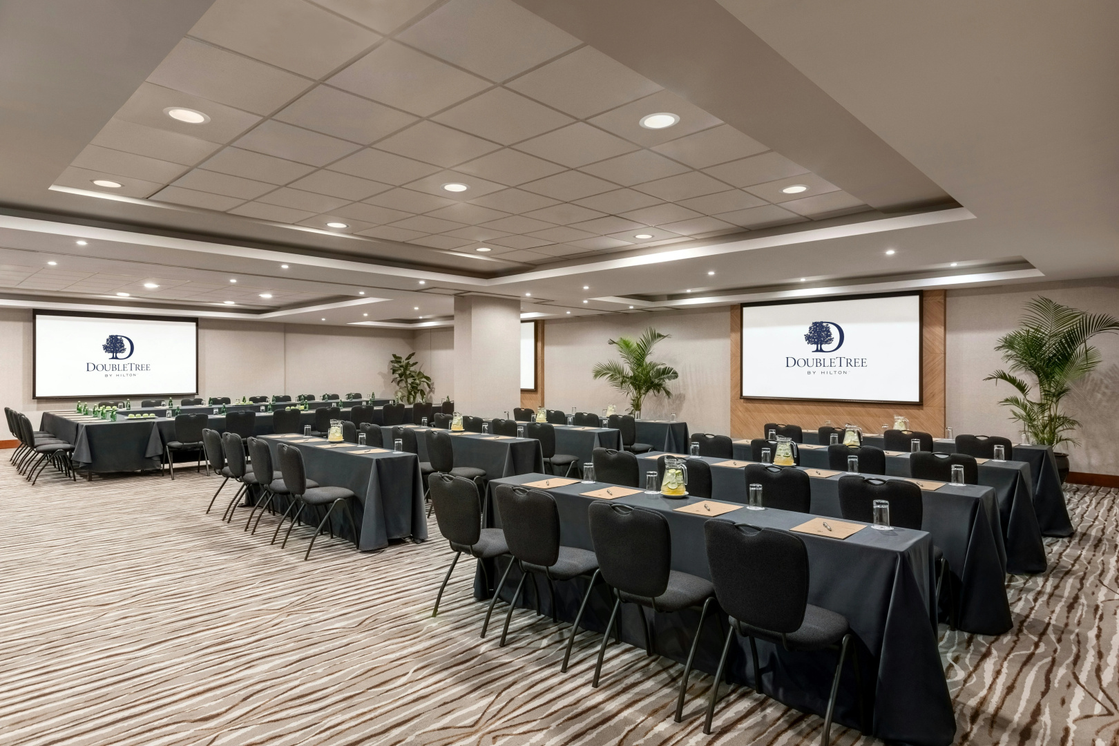 Photo - El Pardo Lima - A DoubleTree by Hilton Hotel