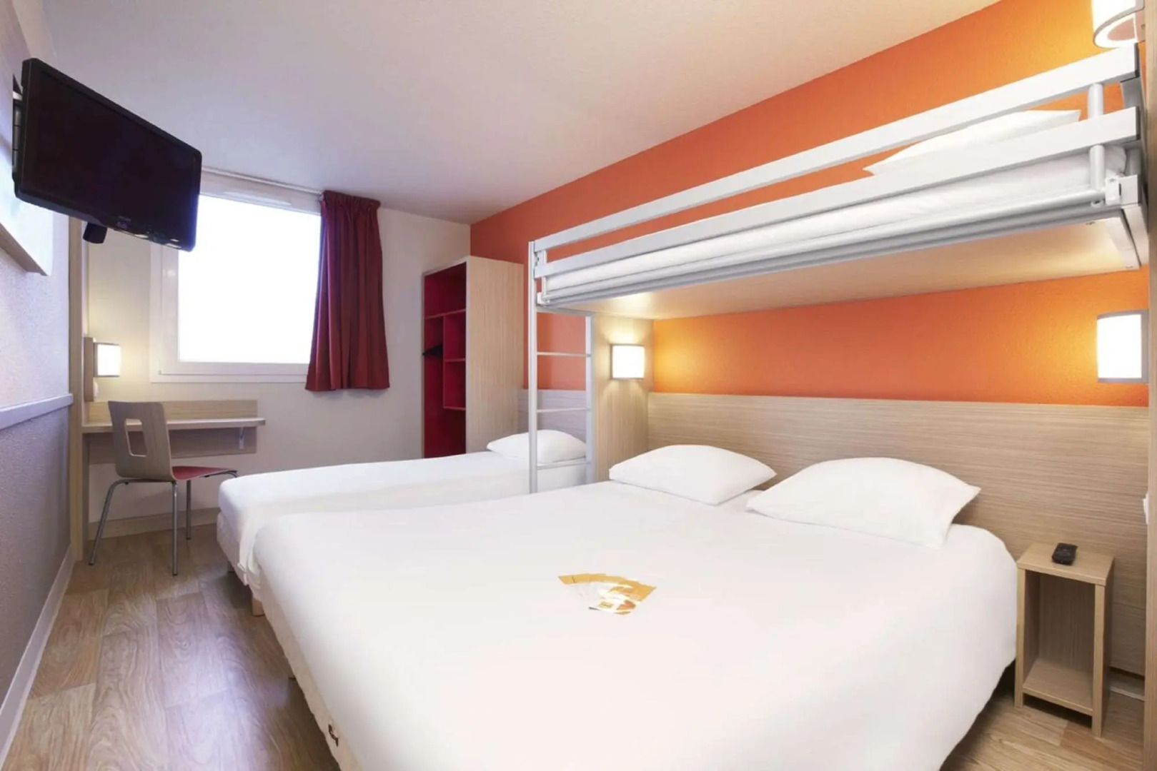 Photo - B&B HOTEL Lyon Aéroport Saint-Quentin-Fallavier