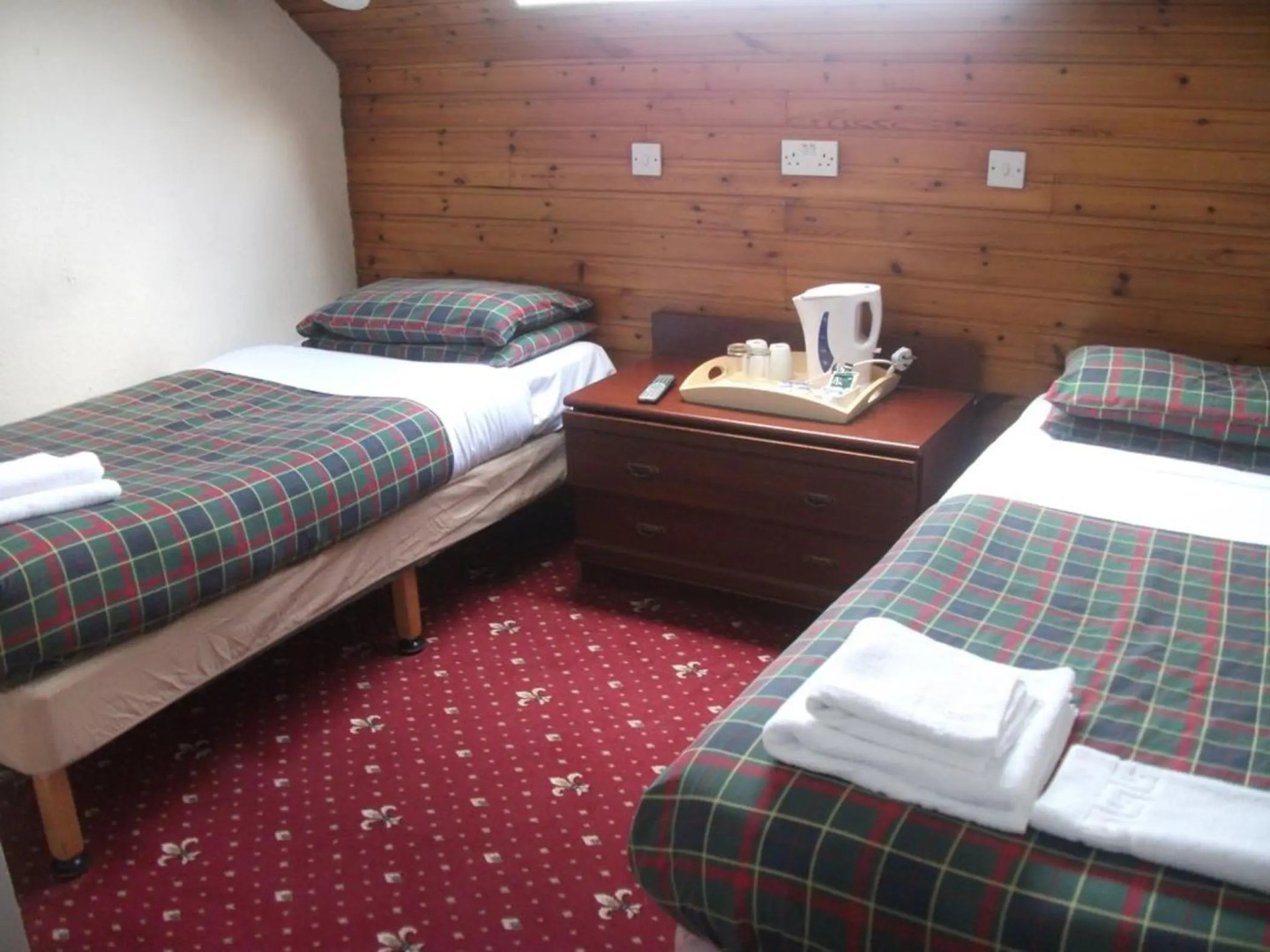 Foto - Edinburgh House Hotel