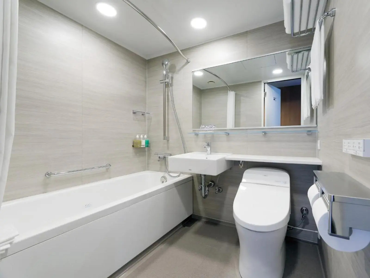 Foto - DEL style Osaka Shin Umeda by Daiwa Roynet Hotel