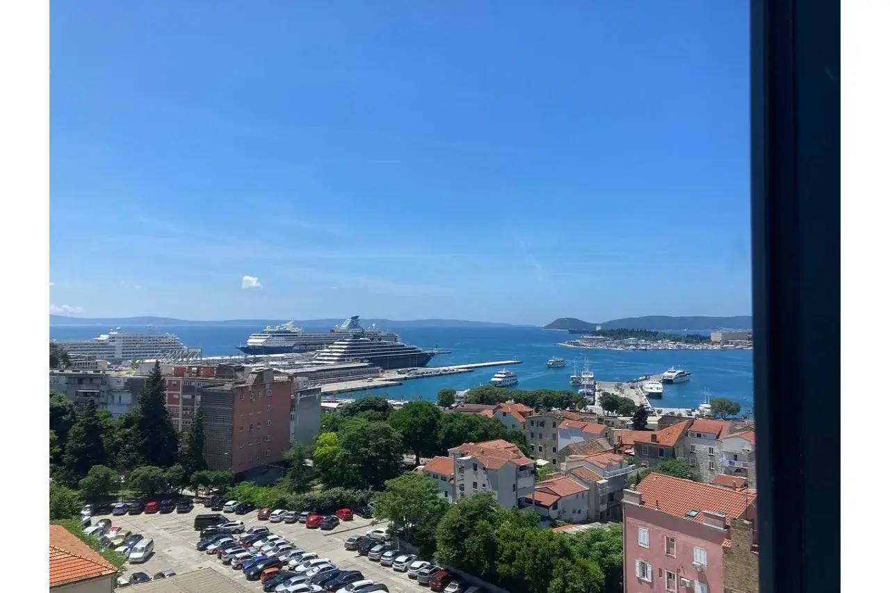 Photo - The View Luxury Rooms