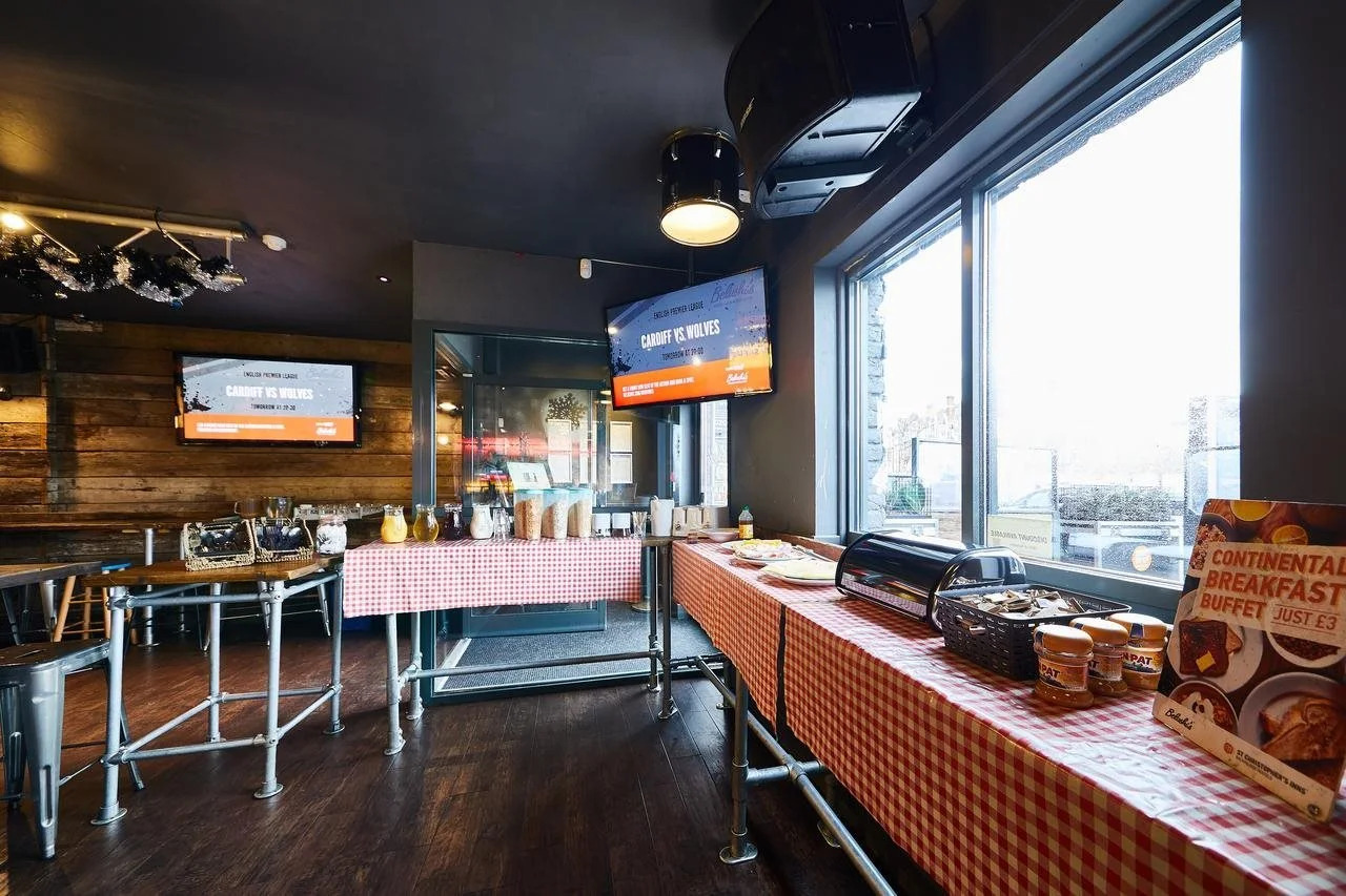 Photo - St Christopher's Inn Shepherd's Bush