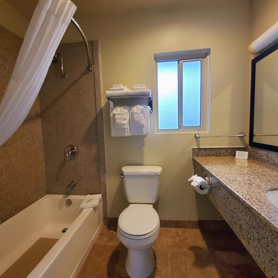 Photo - Quality Inn & Suites Anaheim at the Park