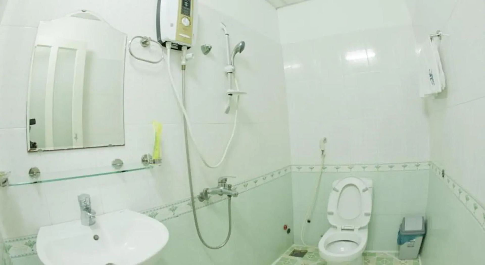 Foto - Spring Hung Anh Hotel - Sân Bay TSN