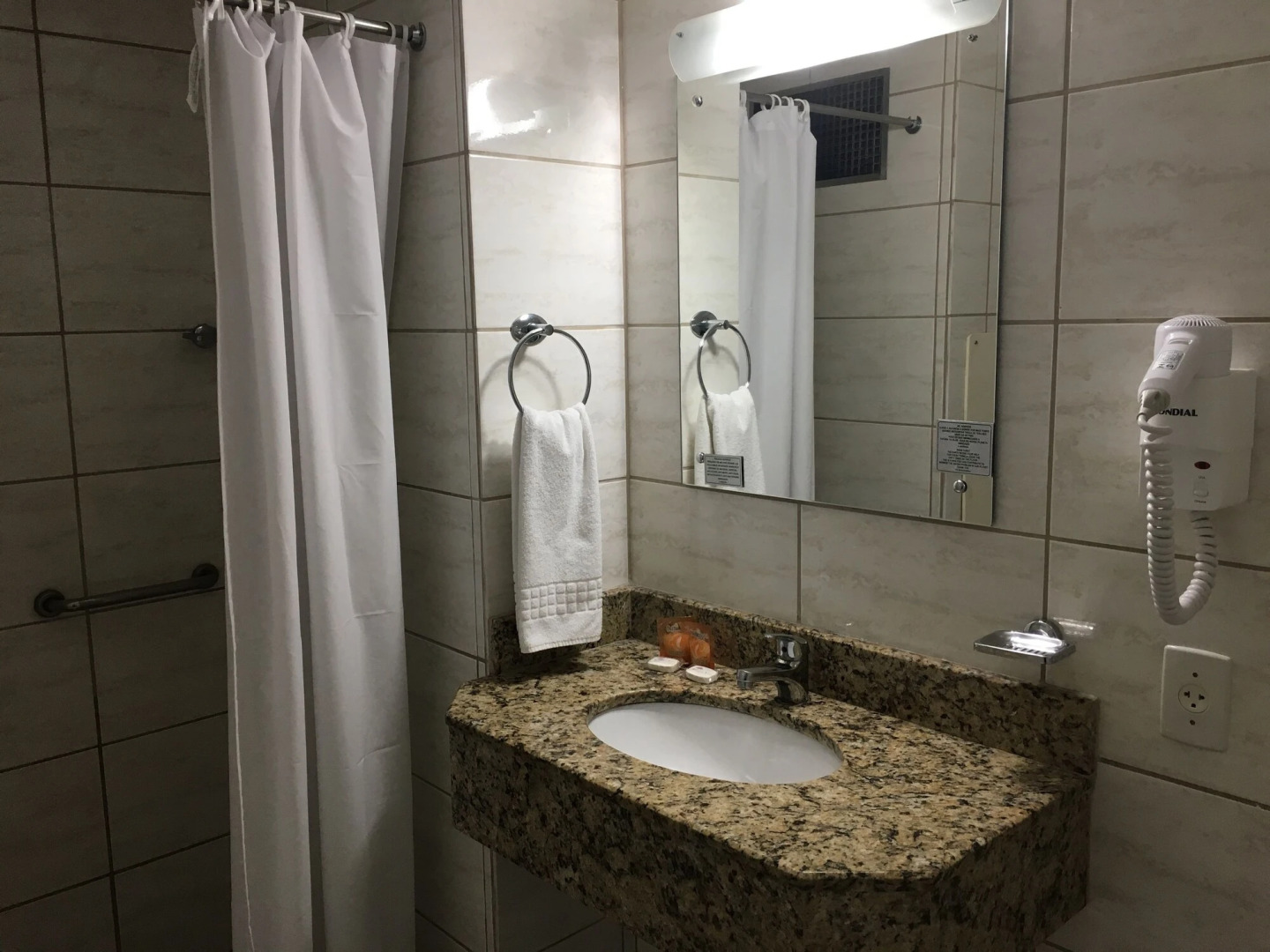 Foto - Embaixador Hotel & Centro de Eventos by Fast10