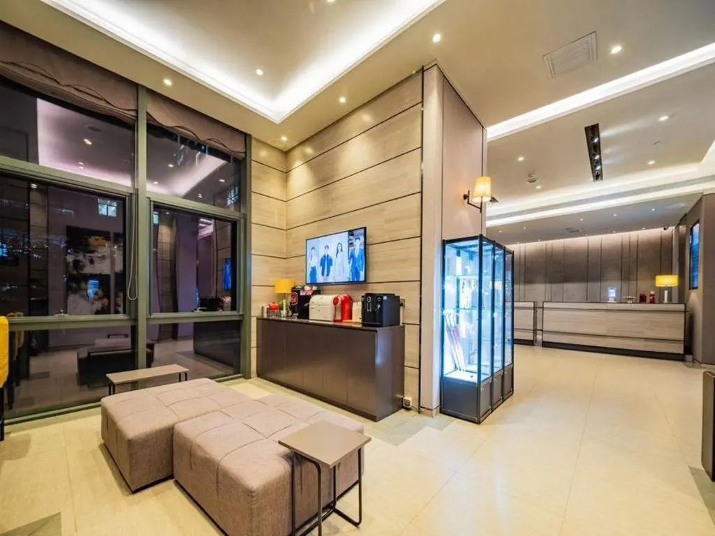 Homeinn Plus Hotel (Xi'an High-tech Zone Jinye First Road Zhangba Fourth Road Subway Station)