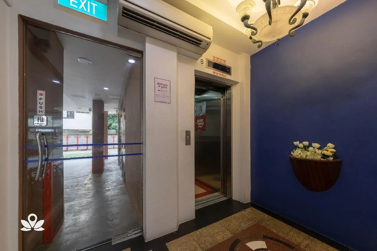 Photo - K Hotel 1515