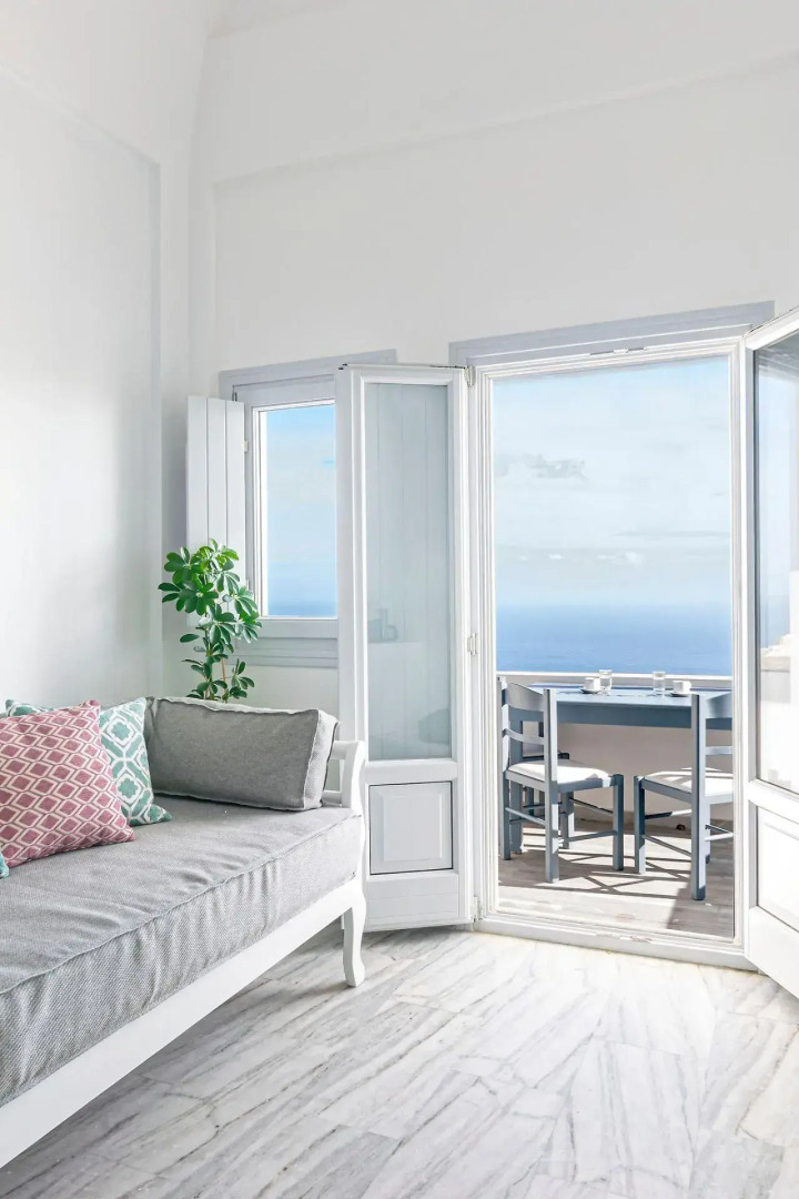 Photo - Phaos Santorini Suites